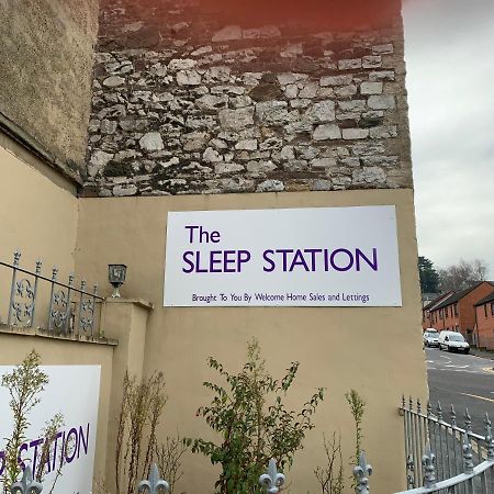 The Sleep Station Newport酒店 外观 照片