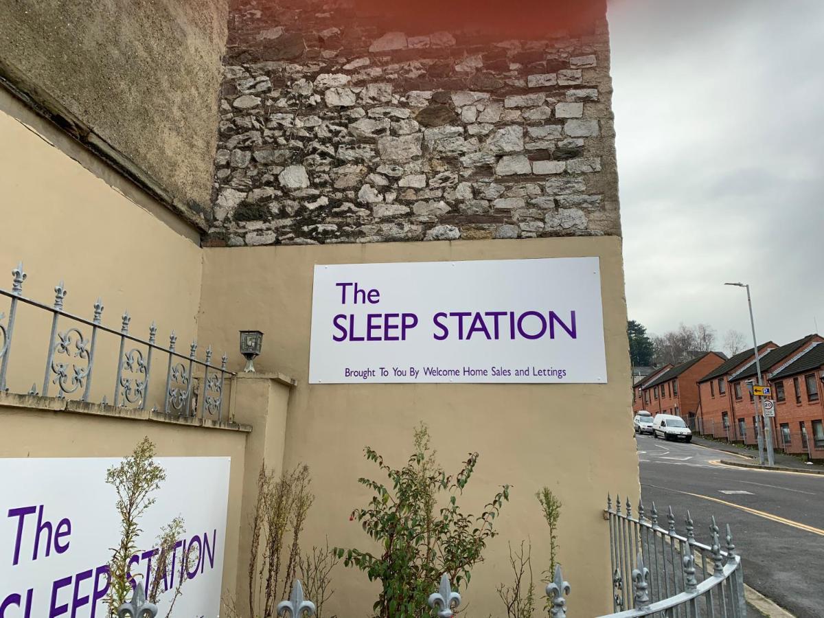 The Sleep Station Newport酒店 外观 照片